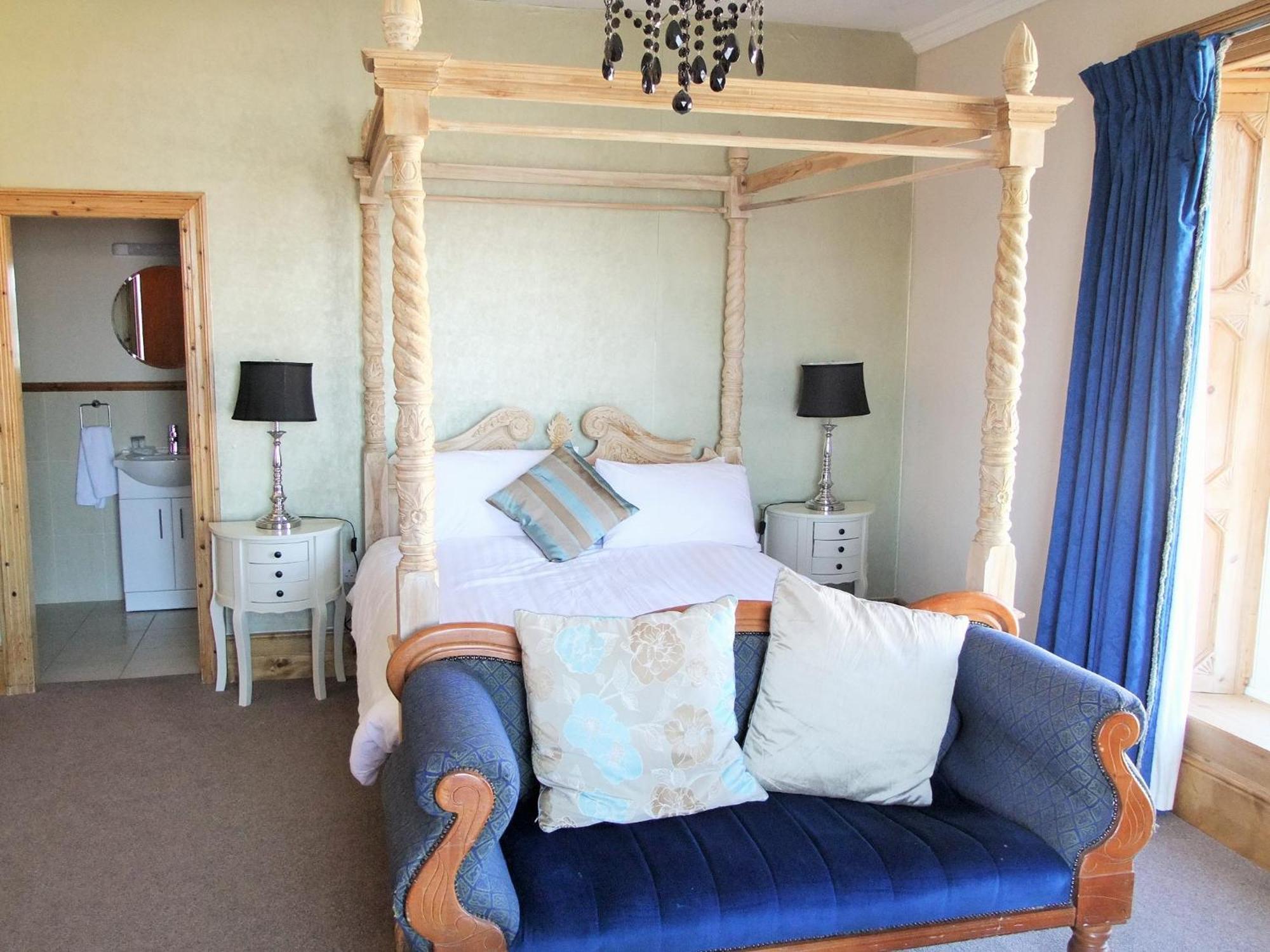 Royal Valentia Hotel Knights Town Camera foto